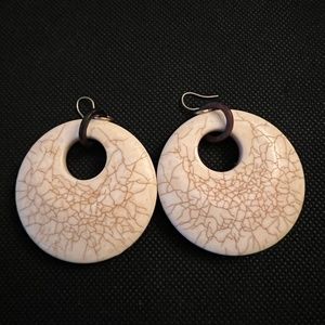 Cream Round Earrings
